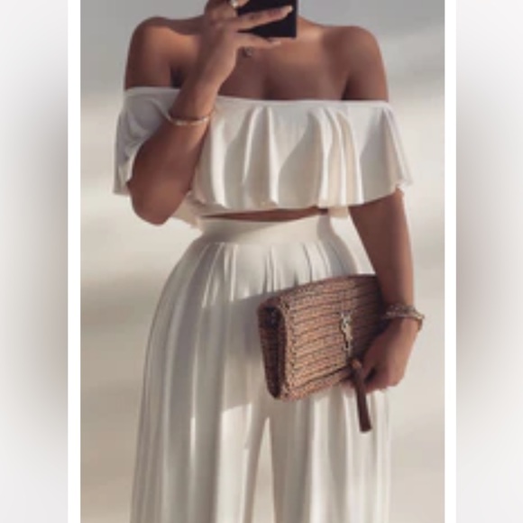 NWT JLUXLABEL Buttercream Set - Picture 3 of 6